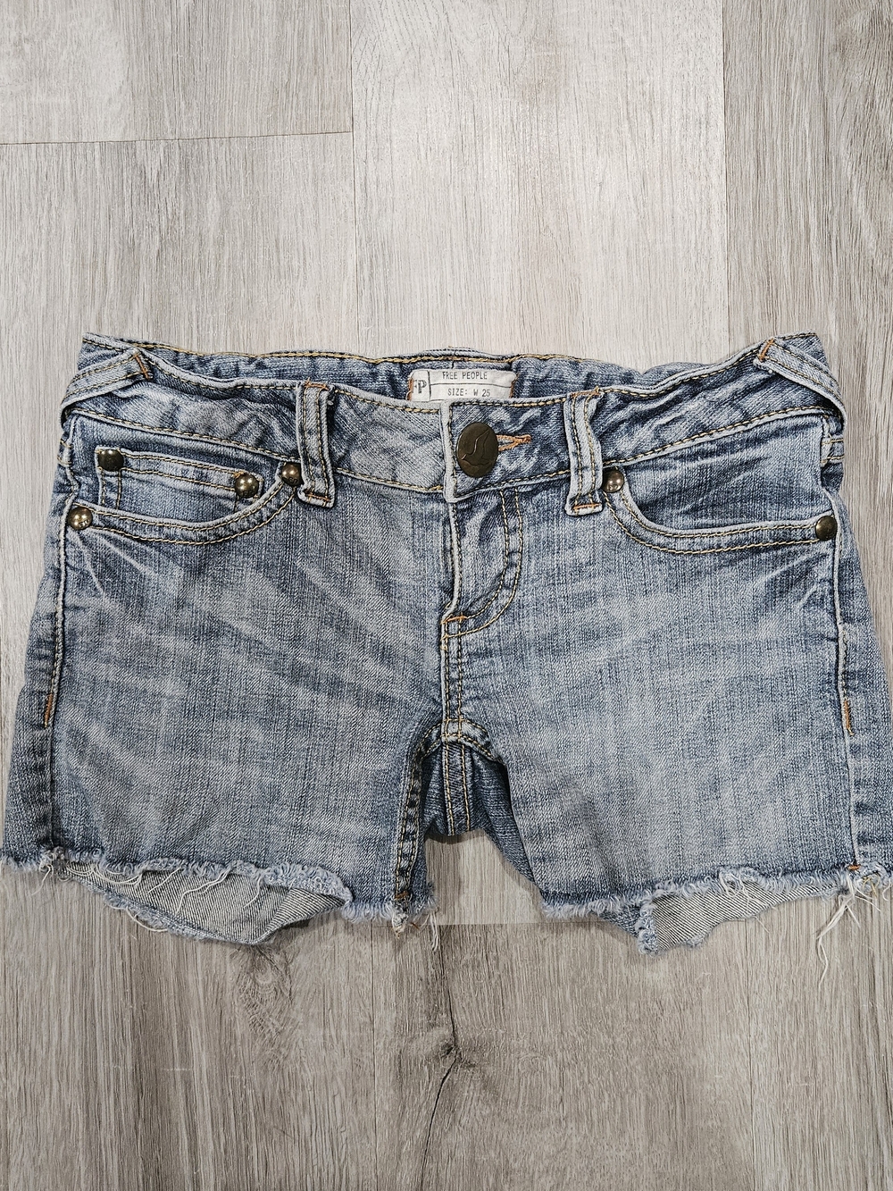 Free People Womens Mid Rise Light Wash Jean Shorts